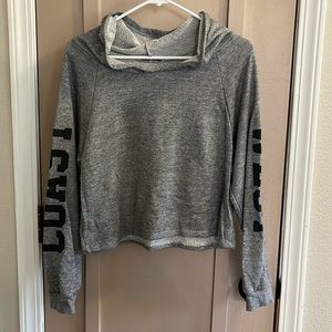 Cropped gray sweatshirt